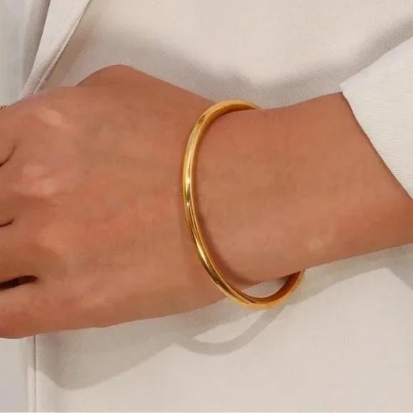 NEW 18K GOLD CUFF BANGLE BRACELET, NICE BRACELET, CUTE BRACELET - Picture 4 of 7